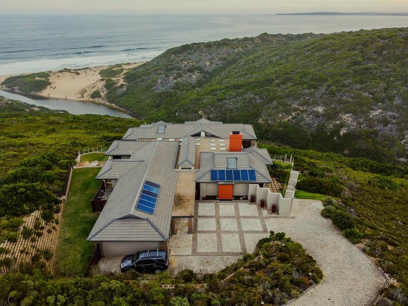 6 Bedroom Property for Sale in Dana Bay Western Cape